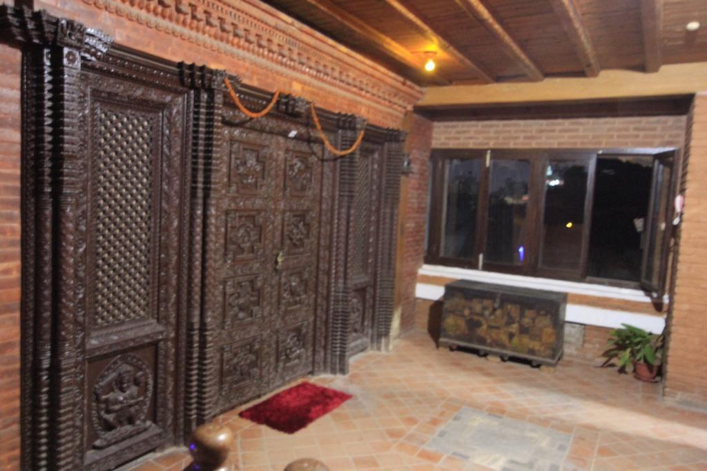 World Heritage Hotel And Apartments Katmandou Extérieur photo