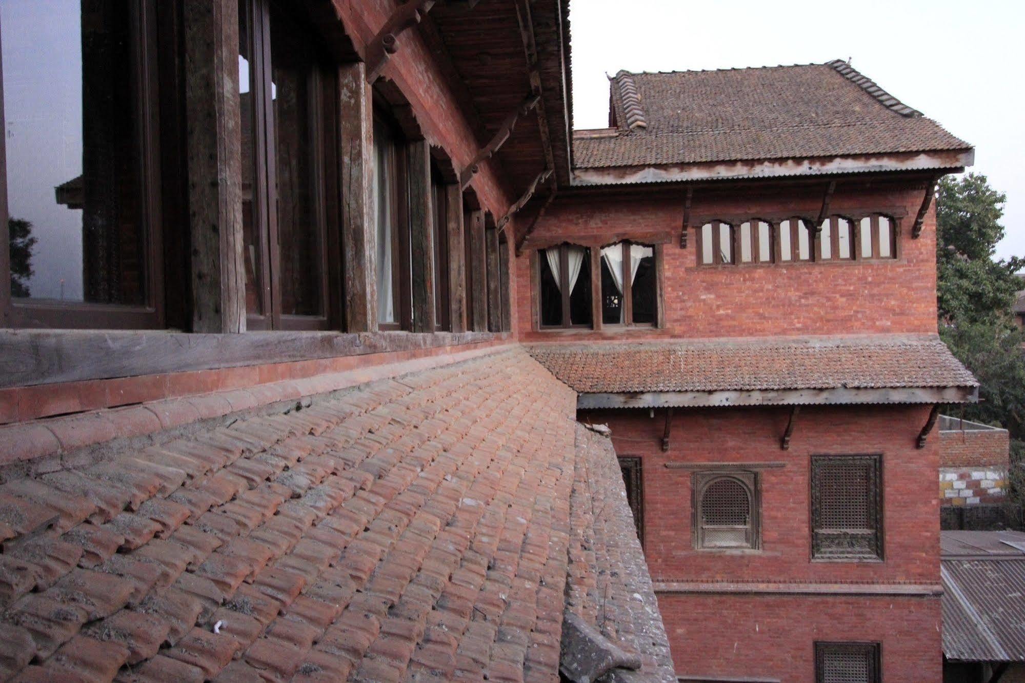 World Heritage Hotel And Apartments Katmandou Extérieur photo
