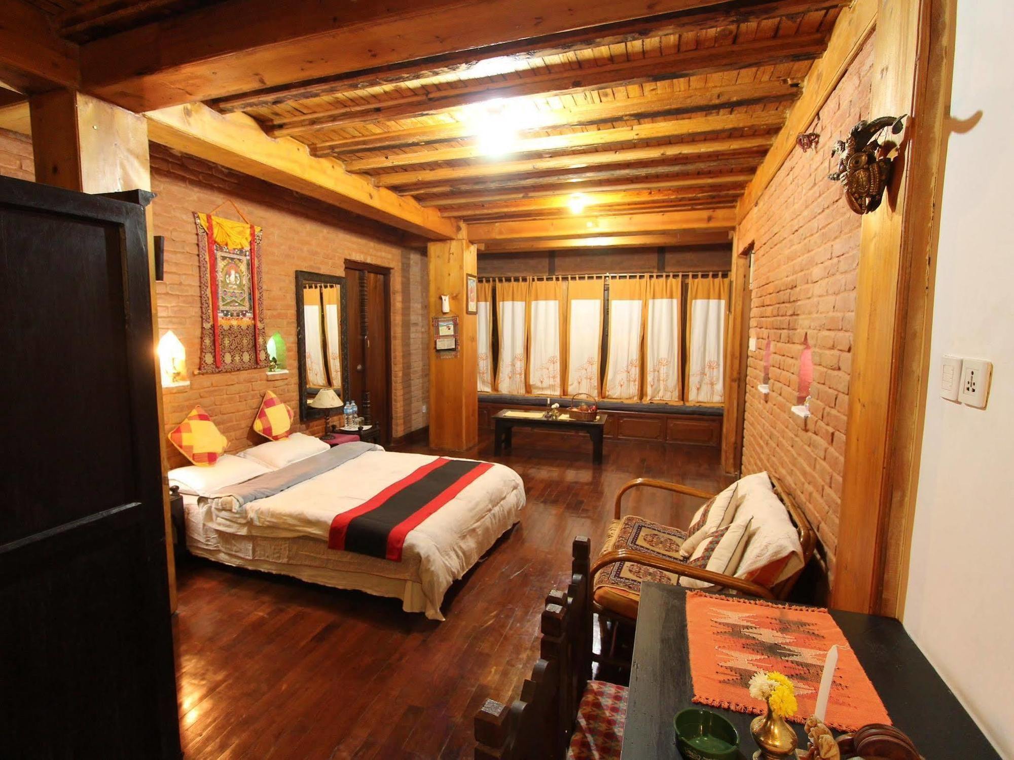 World Heritage Hotel And Apartments Katmandou Extérieur photo