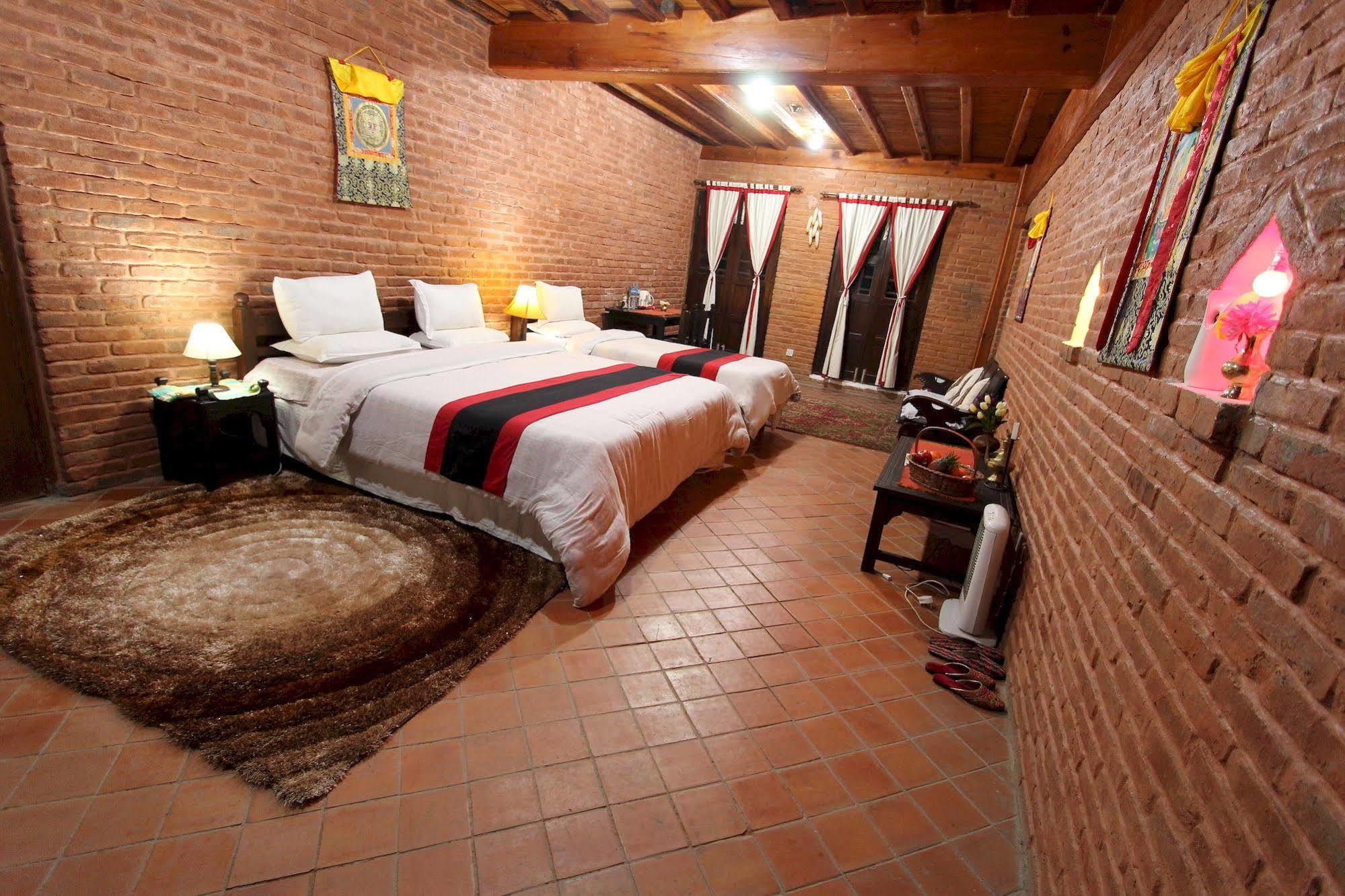 World Heritage Hotel And Apartments Katmandou Extérieur photo