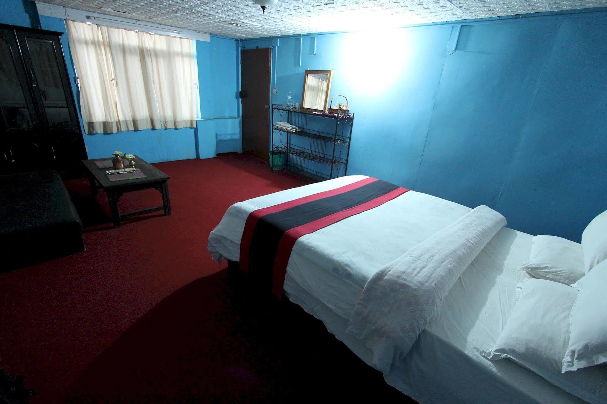 World Heritage Hotel And Apartments Katmandou Extérieur photo