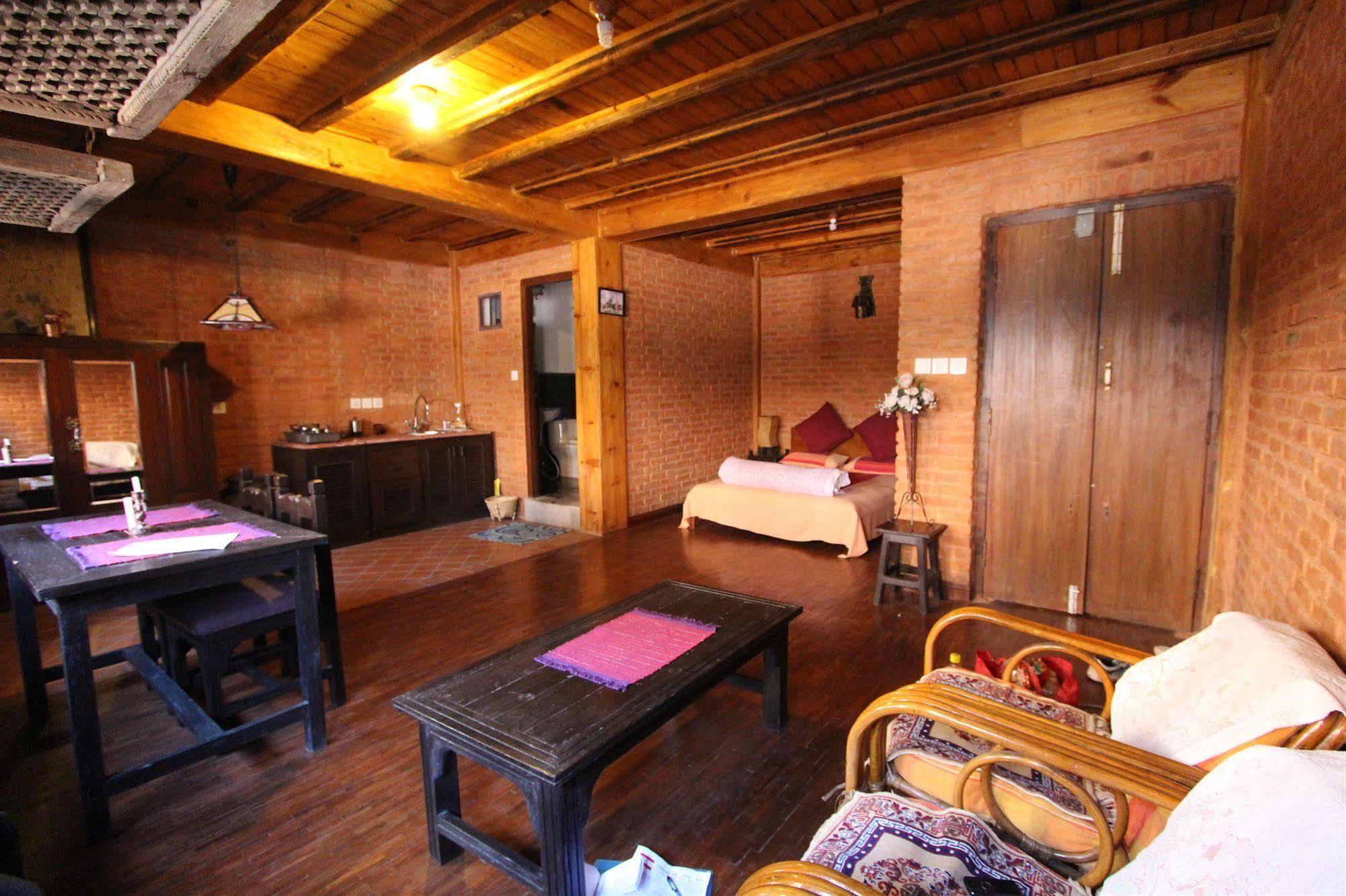 World Heritage Hotel And Apartments Katmandou Extérieur photo