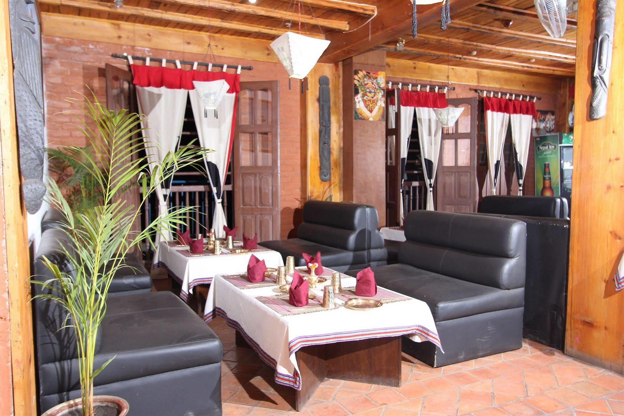 World Heritage Hotel And Apartments Katmandou Extérieur photo